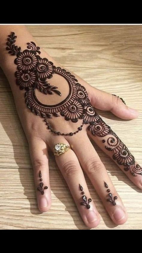 New mehndi designs2