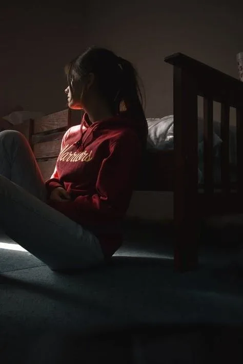 Sad girl dp1