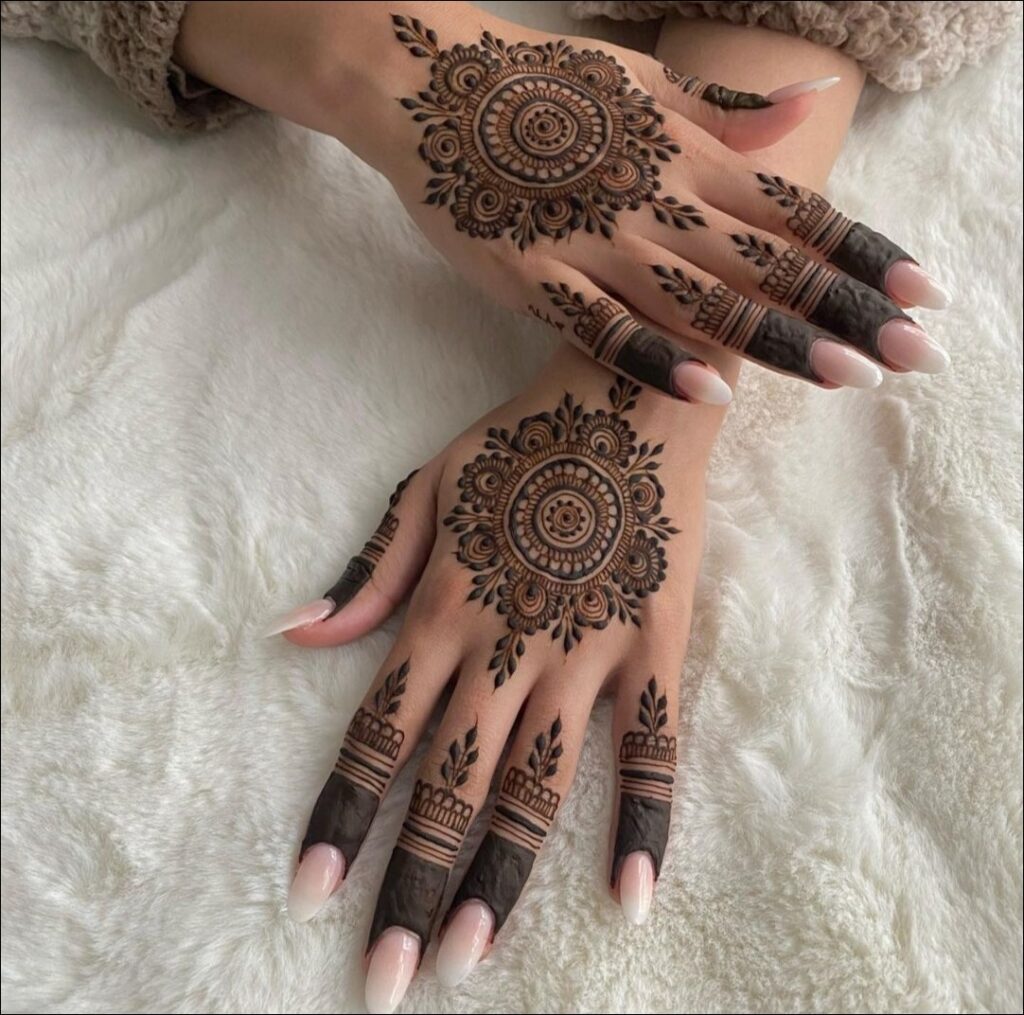 back hand mehndi design simple 12