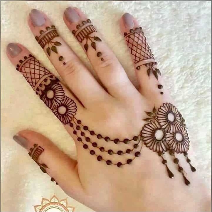 back hand mehndi design 4