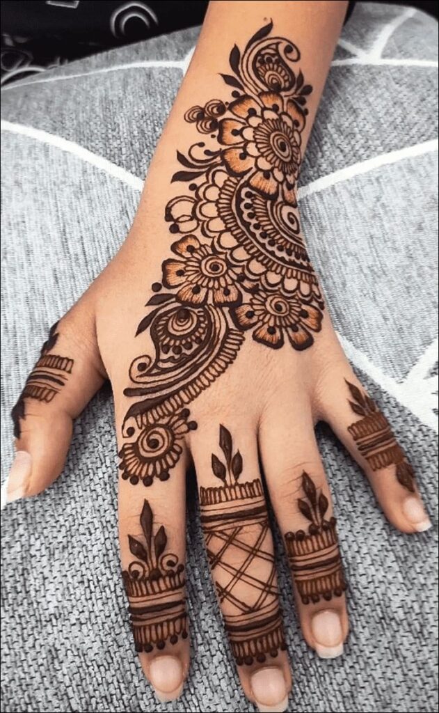 easy back hand mehndi design 6