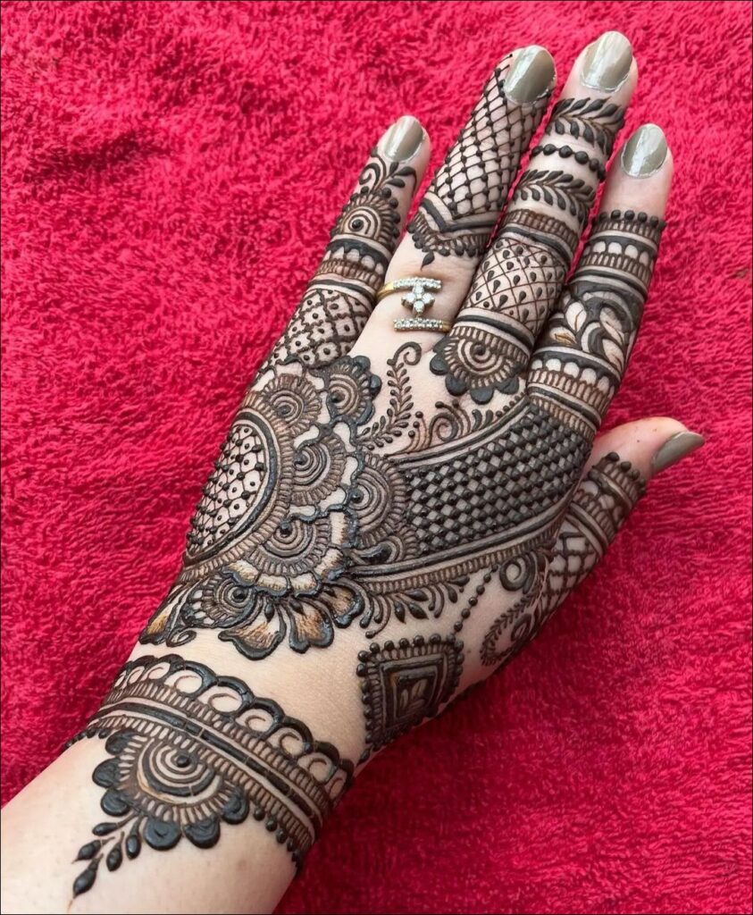 instagram modern back hand mehndi design 2