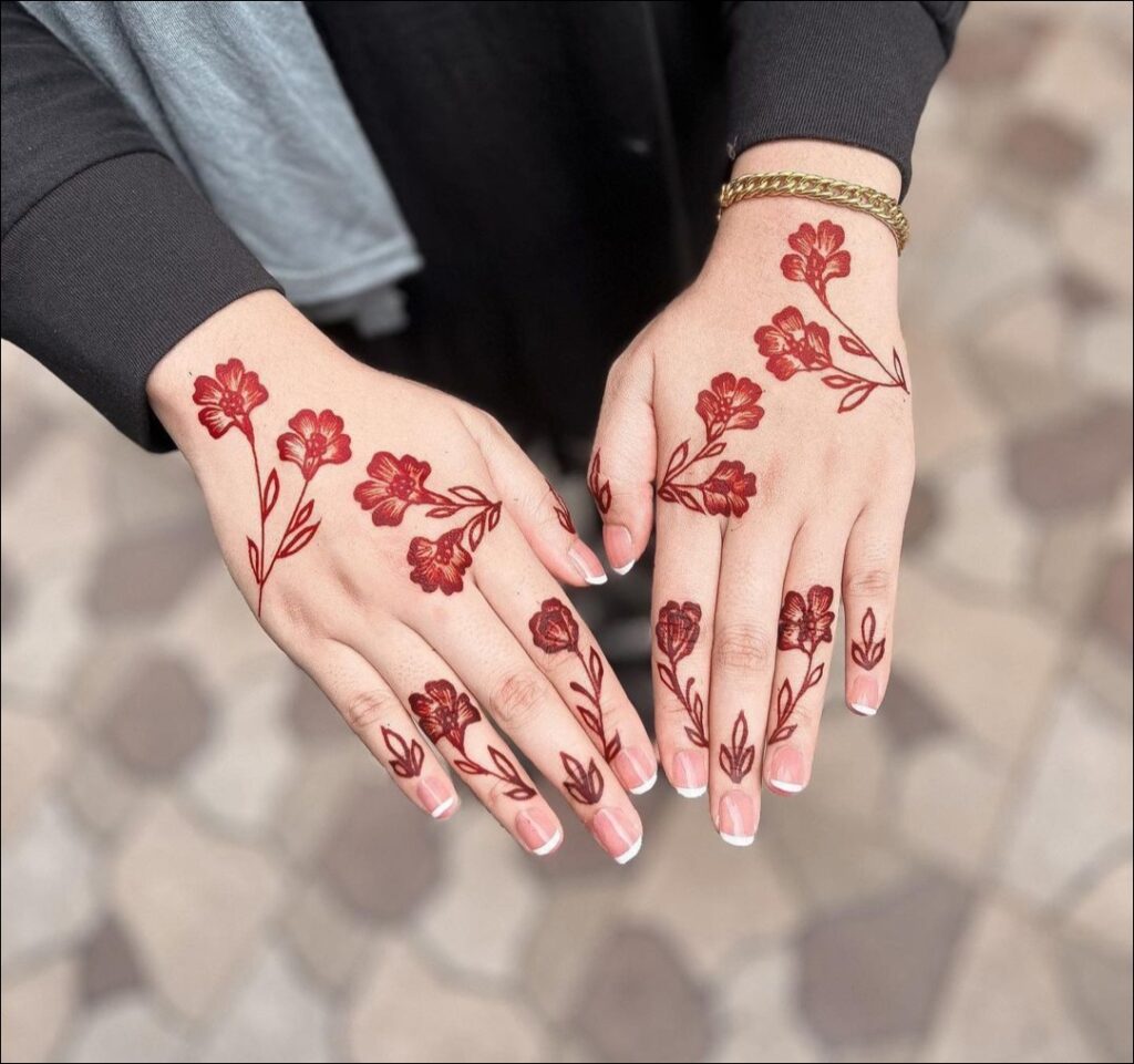 simple back hand mehndi design 4